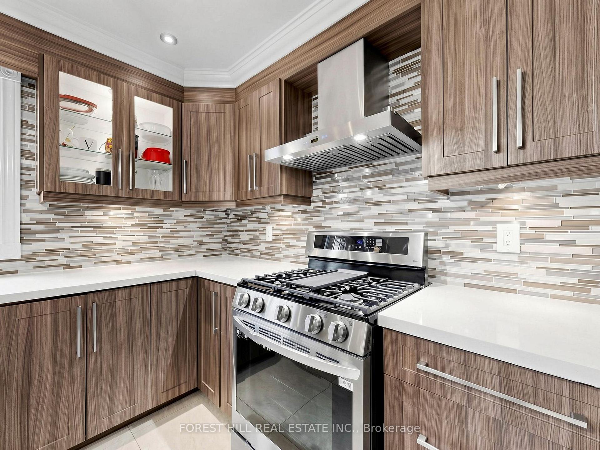 Photo 9 of 1631 Meadowfield Crescent, Mississauga, East Credit — HOMEH