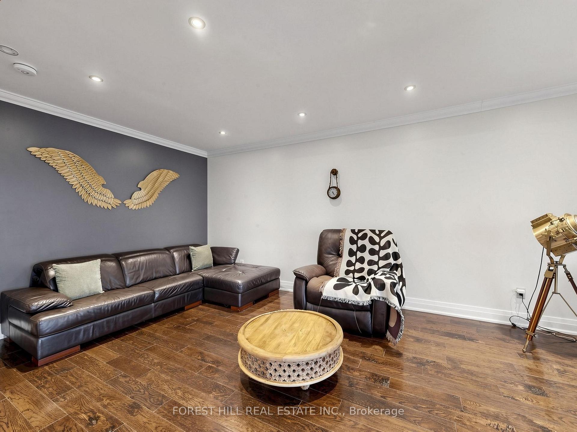 Photo 14 of 1631 Meadowfield Crescent, Mississauga, East Credit — HOMEH