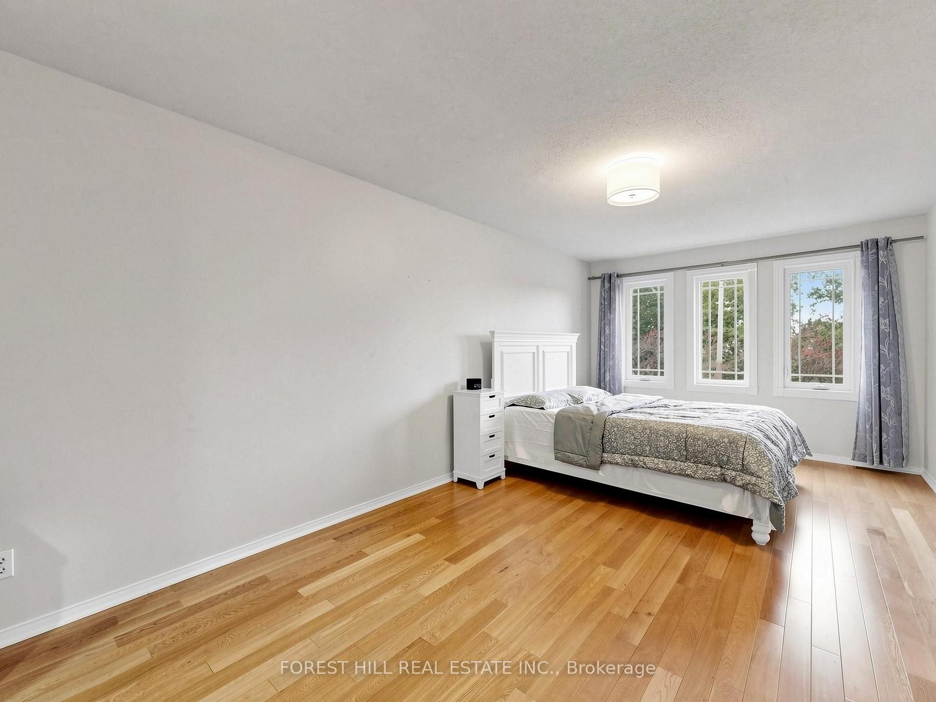 Photo 20 of 1631 Meadowfield Crescent, Mississauga, East Credit — HOMEH