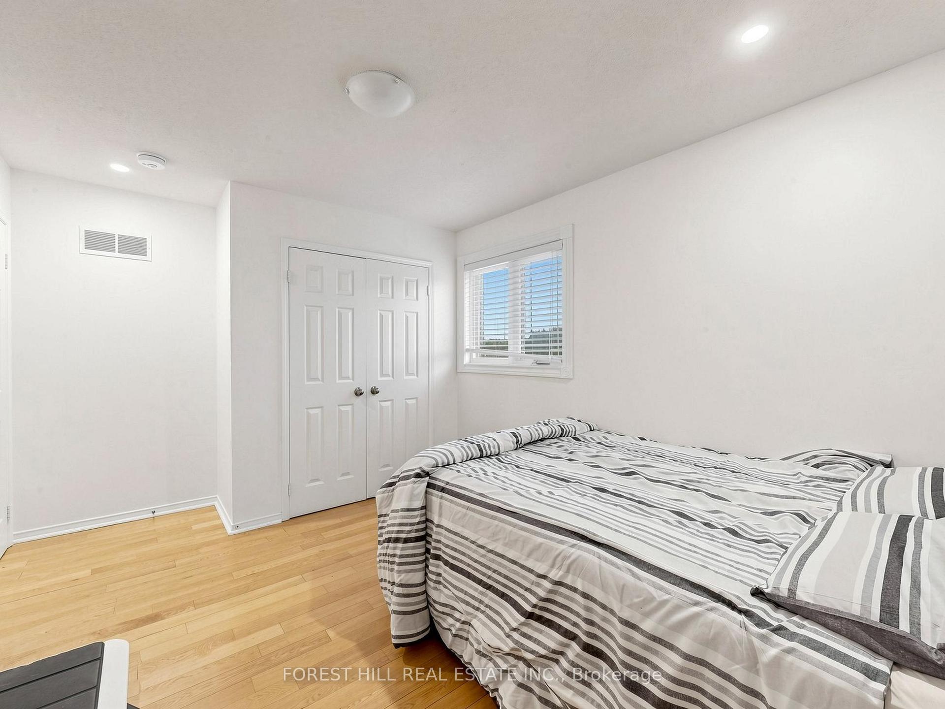 Photo 22 of 1631 Meadowfield Crescent, Mississauga, East Credit — HOMEH