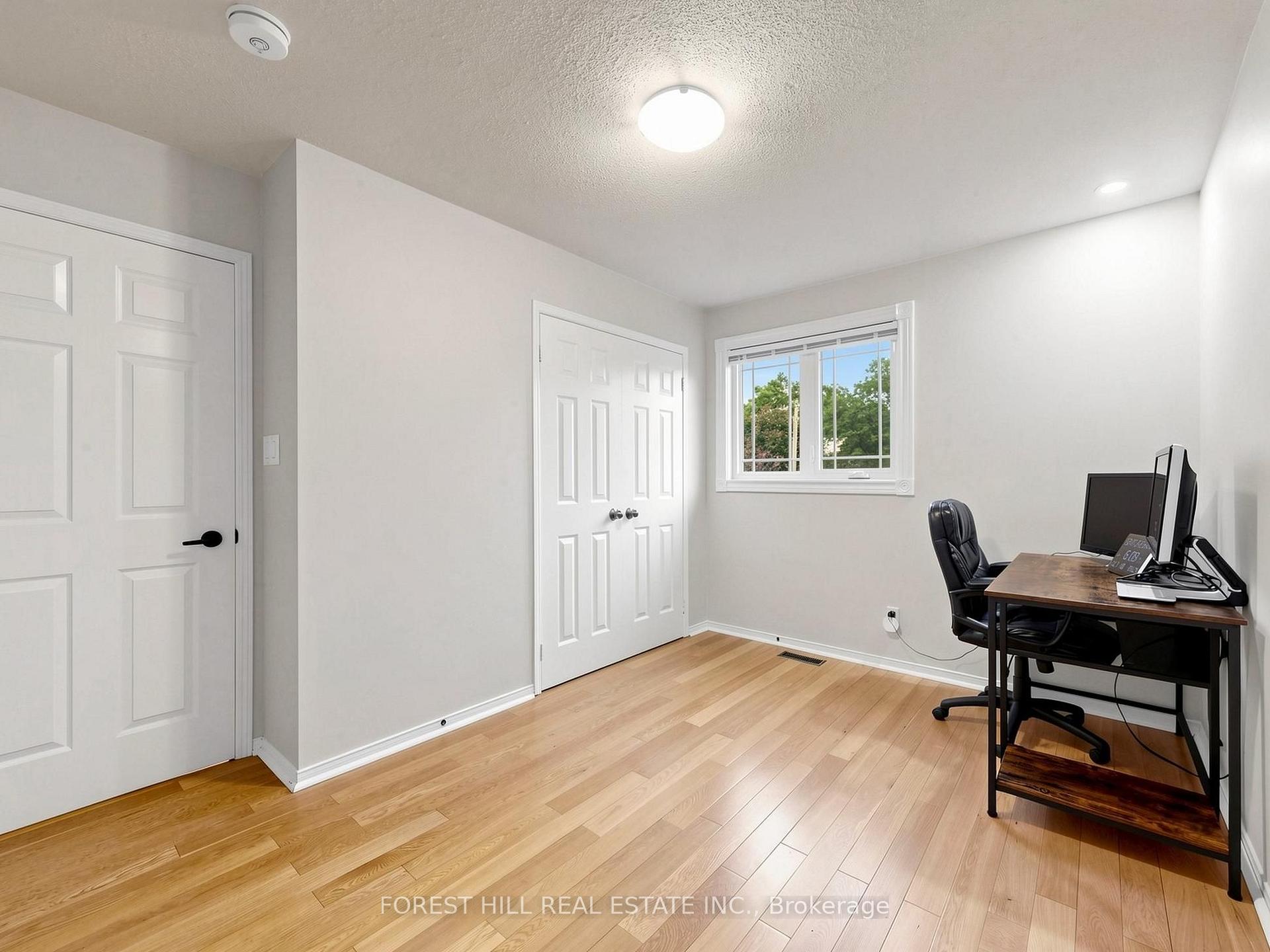 Photo 26 of 1631 Meadowfield Crescent, Mississauga, East Credit — HOMEH