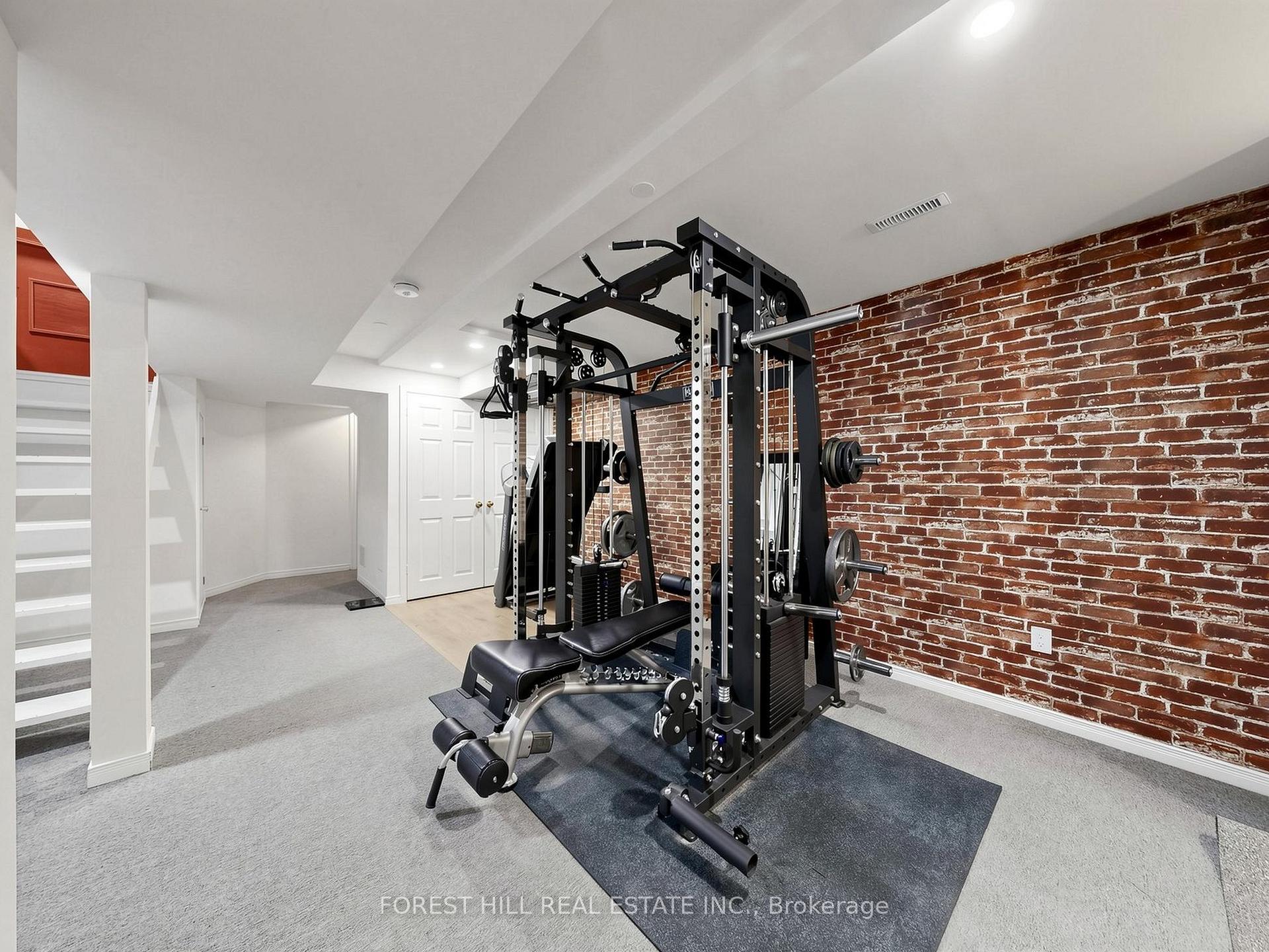 Photo 30 of 1631 Meadowfield Crescent, Mississauga, East Credit — HOMEH