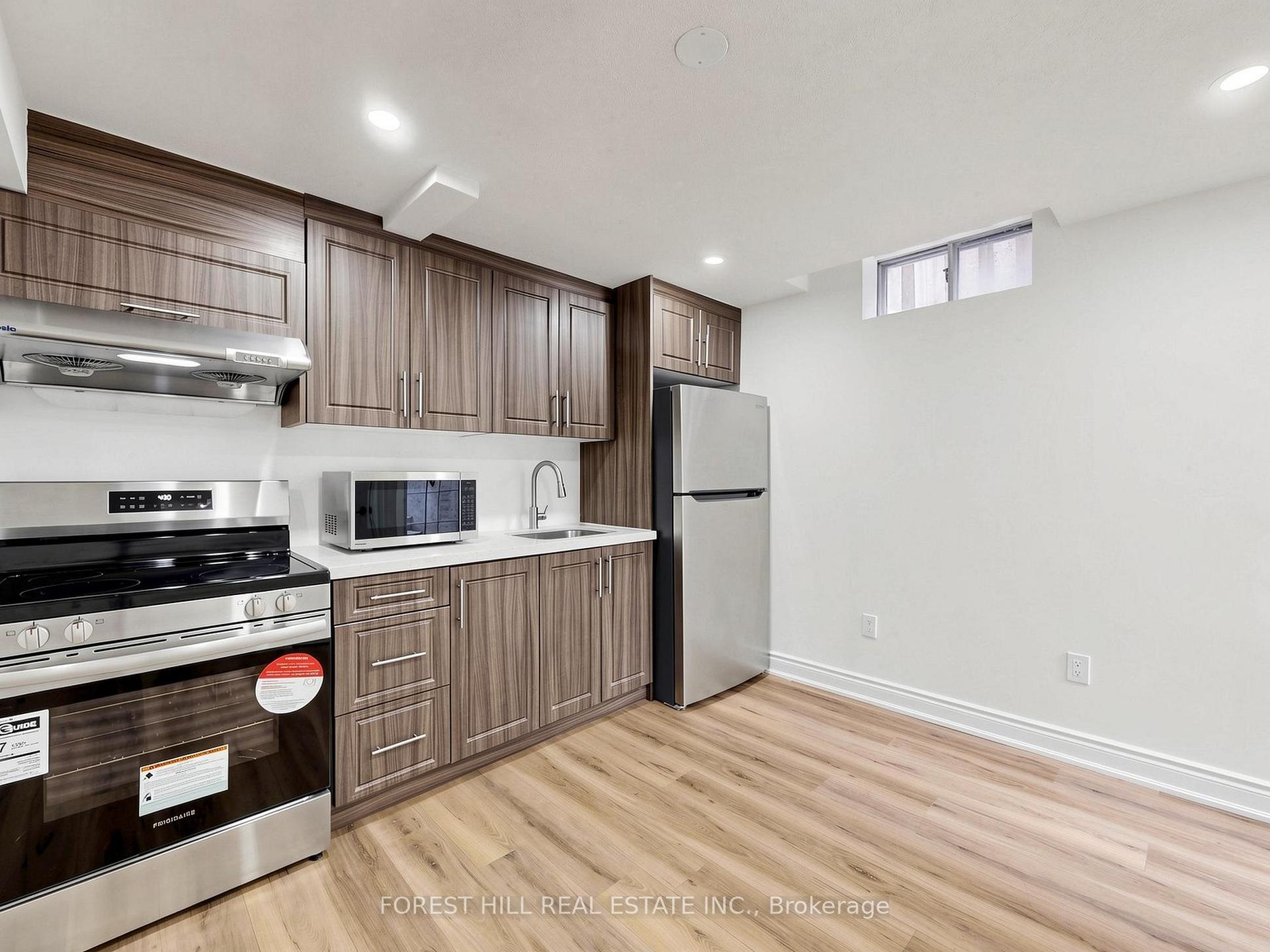 Photo 33 of 1631 Meadowfield Crescent, Mississauga, East Credit — HOMEH