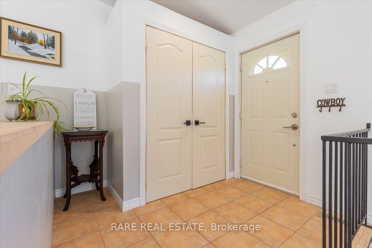 Photo 5 of 3679 McCarthy Drive, Clearview, Rural Clearview — HOMEH