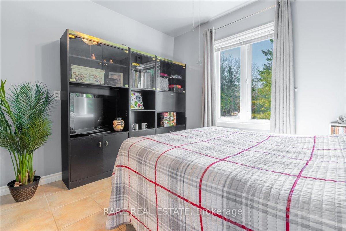 Photo 15 of 3679 McCarthy Drive, Clearview, Rural Clearview — HOMEH