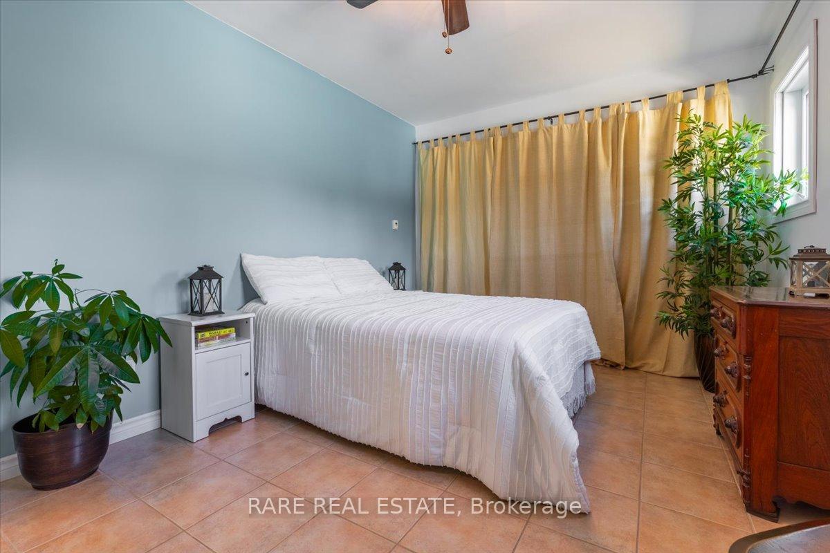 Photo 19 of 3679 McCarthy Drive, Clearview, Rural Clearview — HOMEH