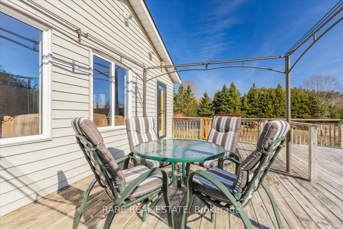 Photo 25 of 3679 McCarthy Drive, Clearview, Rural Clearview — HOMEH