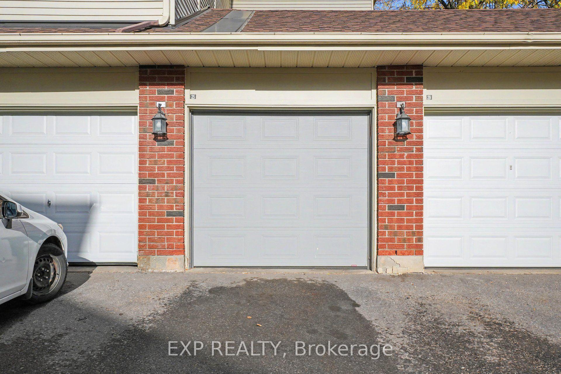 Photo 4 of Unit 23, 25 Haxby Private, Ottawa, Hunt Club Park/Greenboro — HOMEH