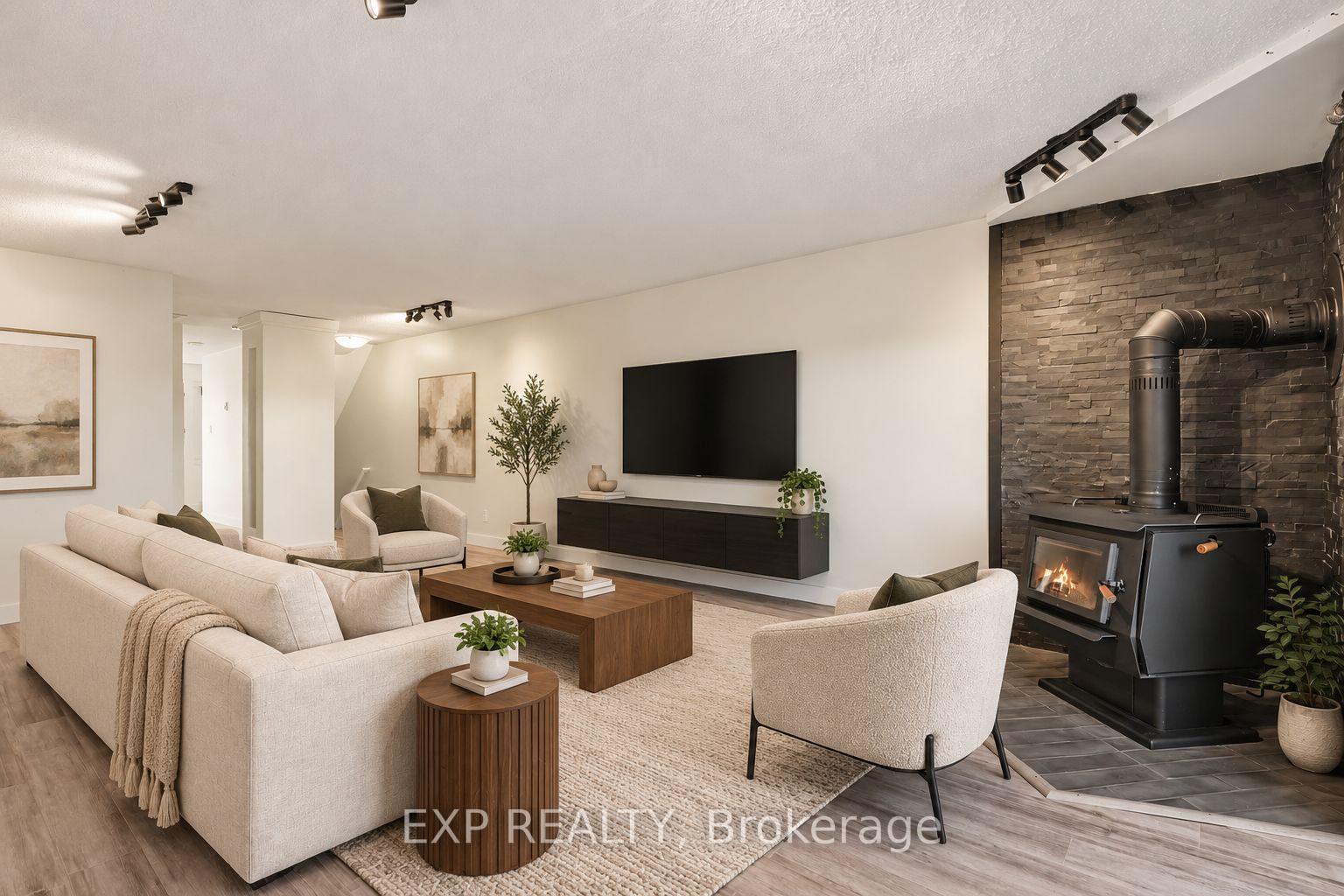 Photo 7 of Unit 23, 25 Haxby Private, Ottawa, Hunt Club Park/Greenboro — HOMEH