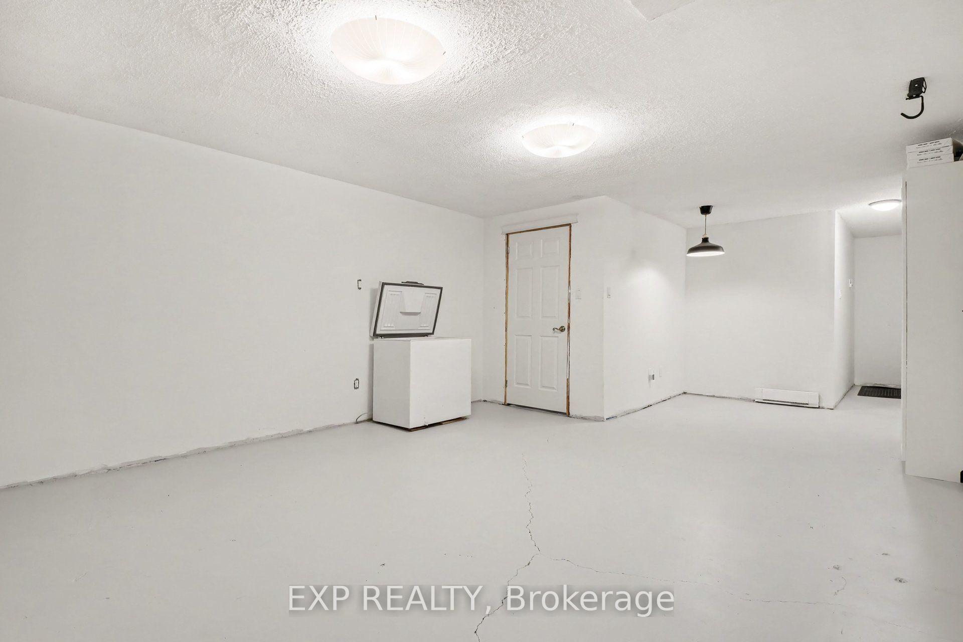 Photo 27 of Unit 23, 25 Haxby Private, Ottawa, Hunt Club Park/Greenboro — HOMEH