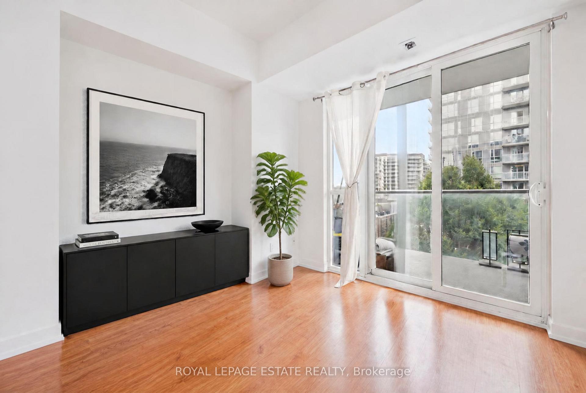 Photo 4 of Unit 504, 1 Cole Street, Toronto, Regent Park — HOMEH