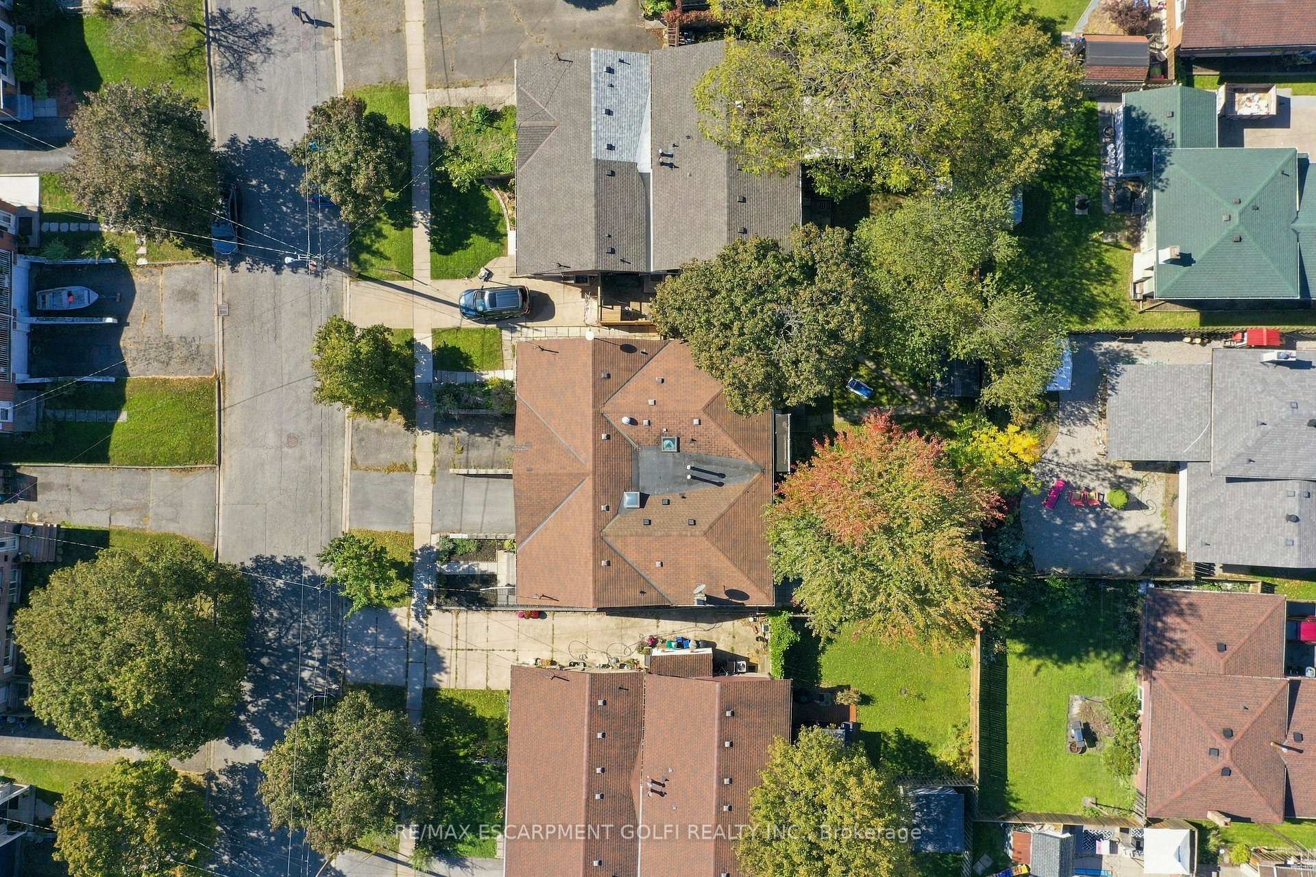 Photo 28 of 23 Green Maple Drive, St. Catharines, Secord Woods — HOMEH