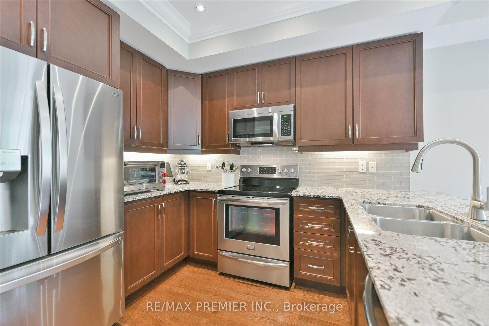 Photo 4 of Unit 114, 1331 Major Mackenzie Drive, Vaughan, Patterson — HOMEH
