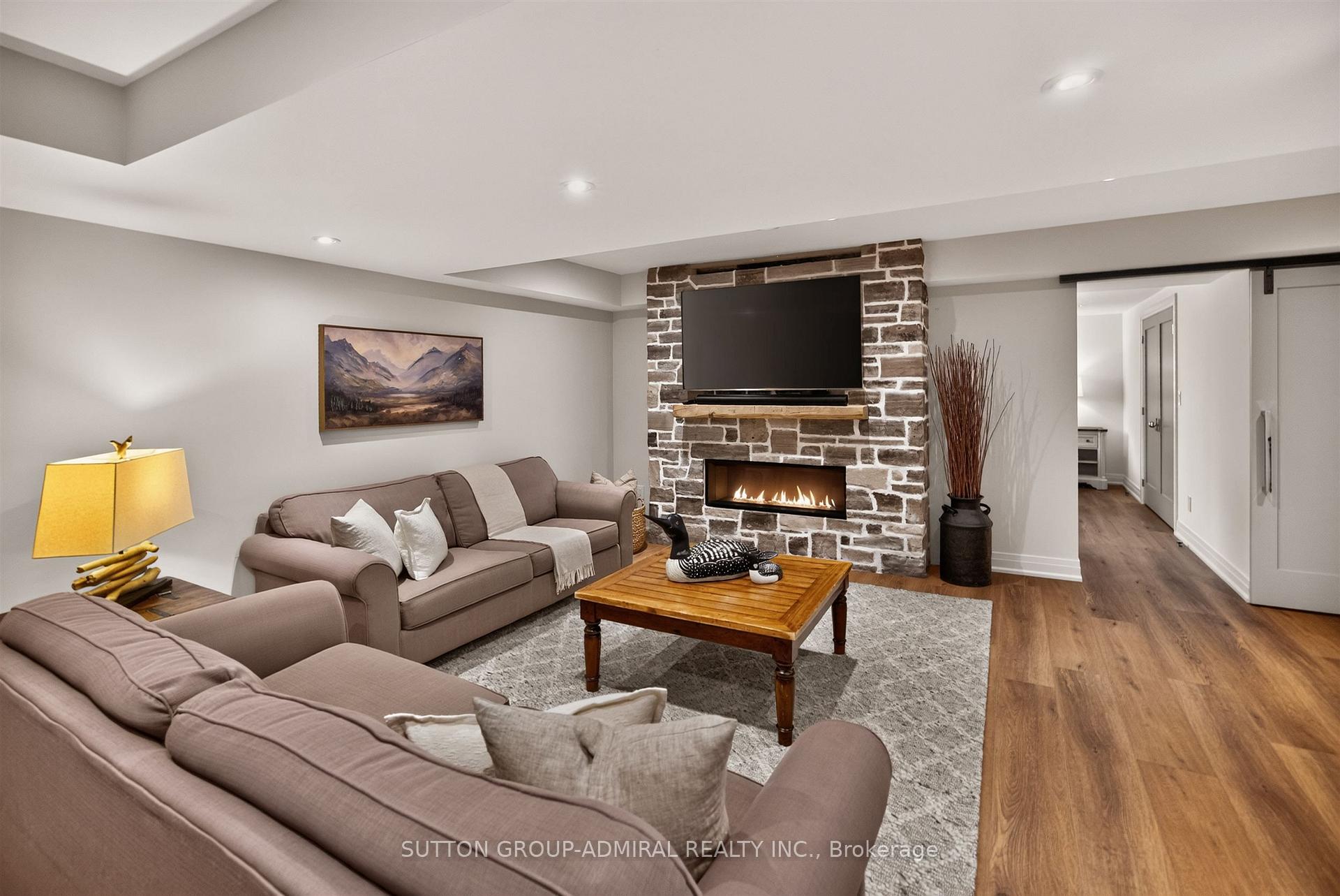 Photo 27 of 8400 19th Sideroad, King, Schomberg — HOMEH