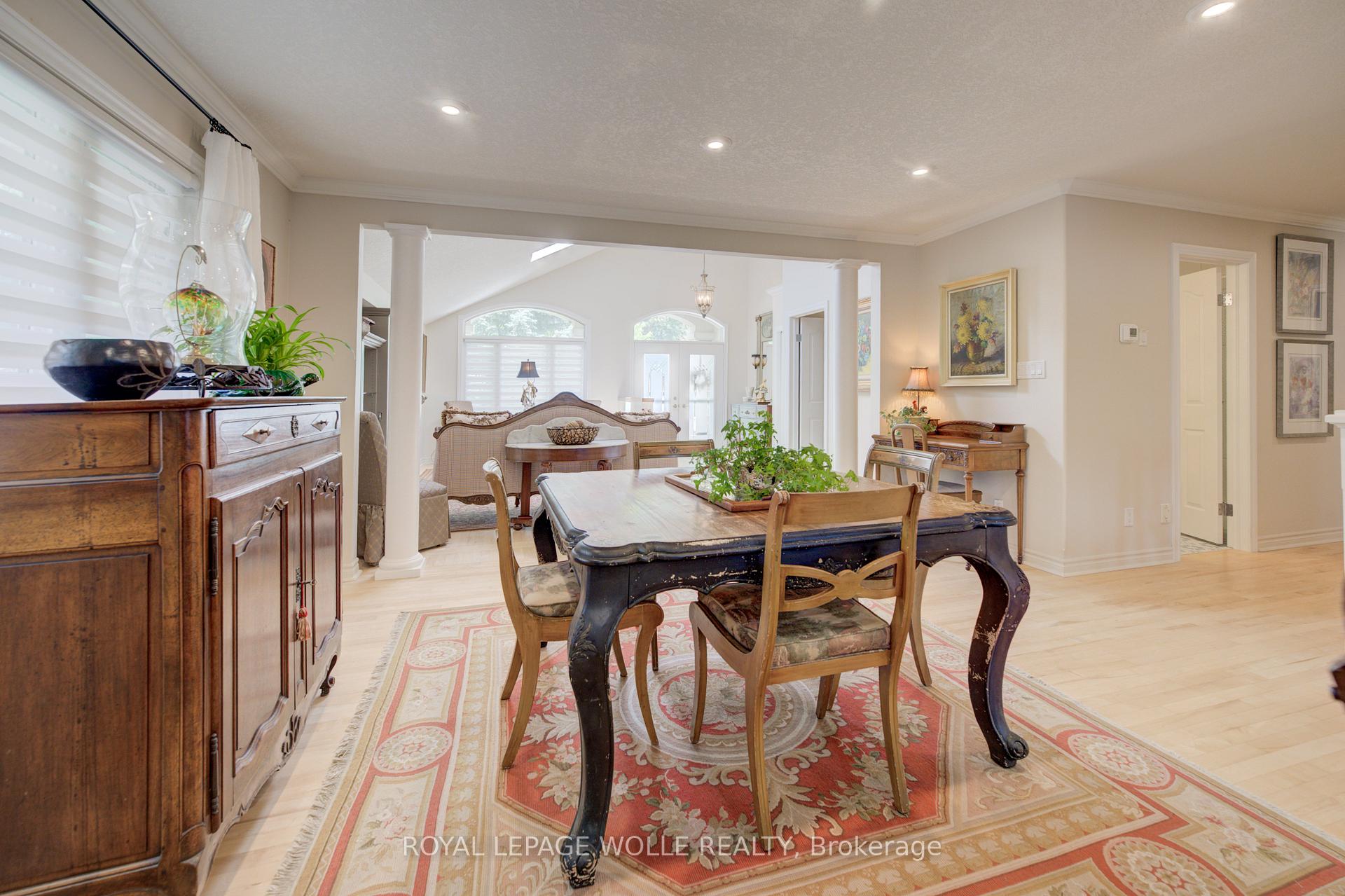 Photo 11 of 517 Starboard Crescent, Waterloo, Eastbridge — HOMEH