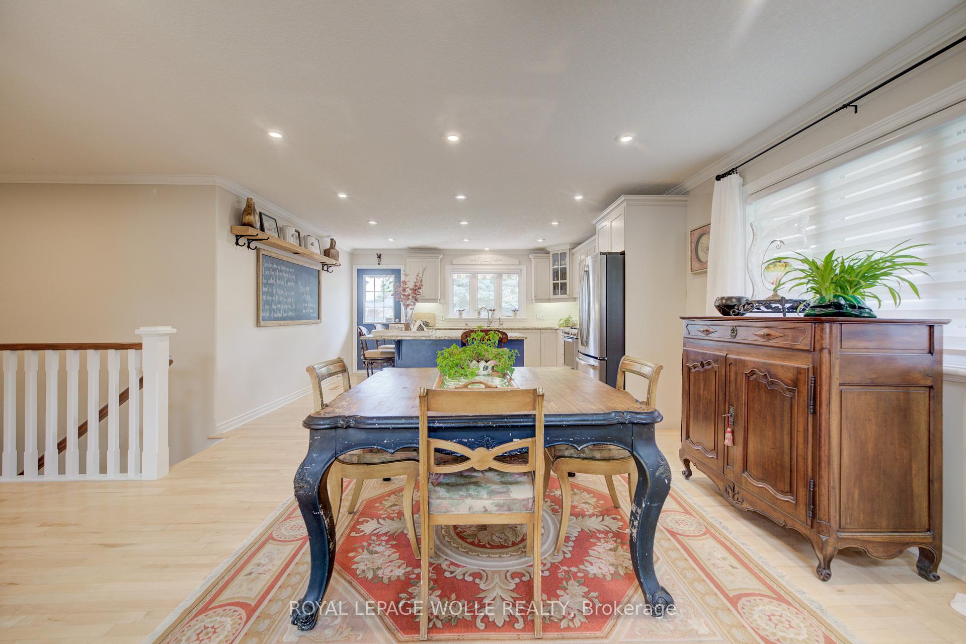Photo 12 of 517 Starboard Crescent, Waterloo, Eastbridge — HOMEH