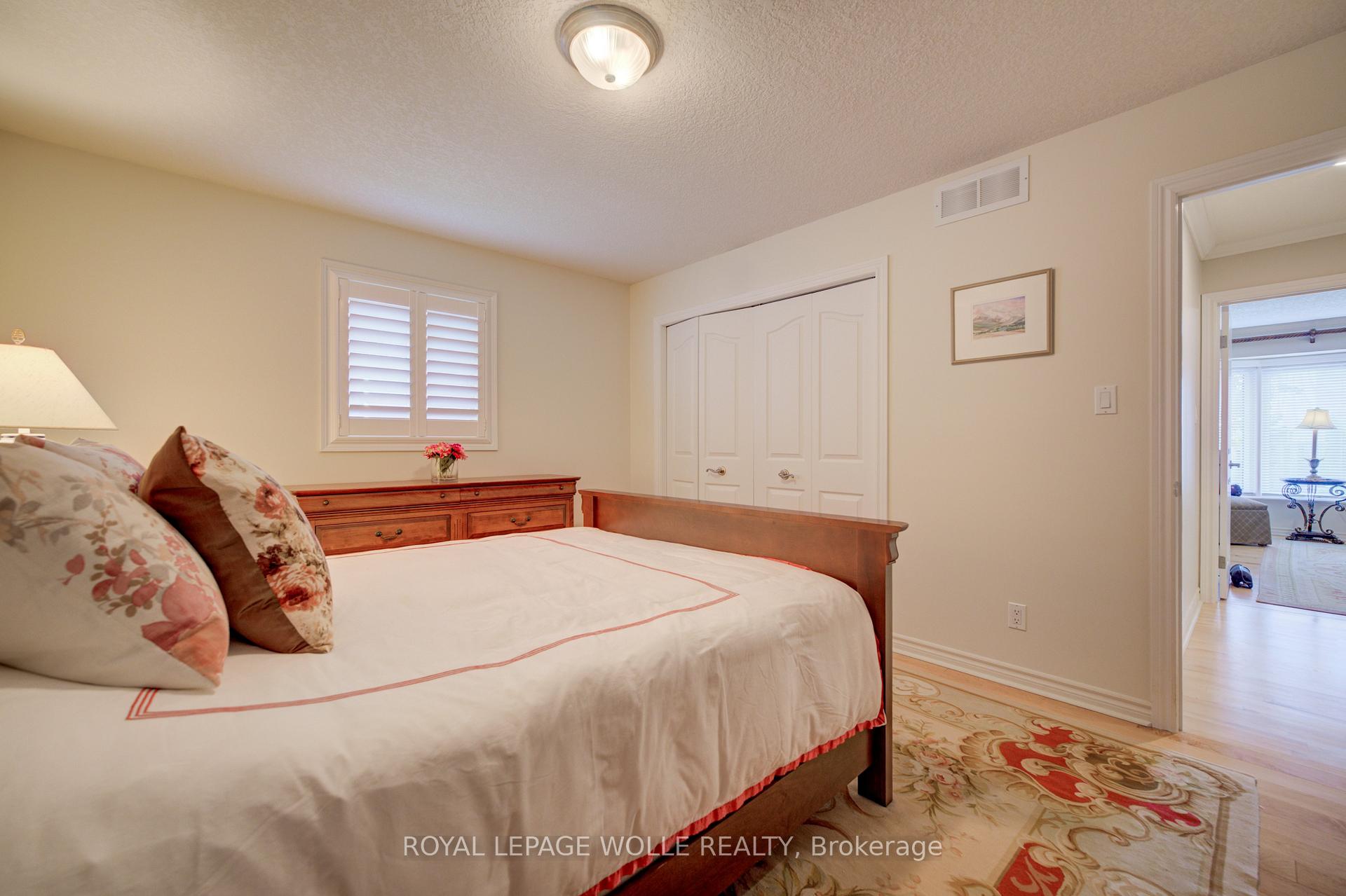 Photo 25 of 517 Starboard Crescent, Waterloo, Eastbridge — HOMEH