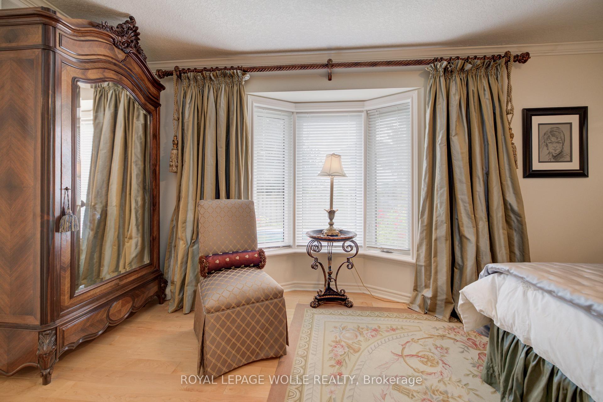 Photo 27 of 517 Starboard Crescent, Waterloo, Eastbridge — HOMEH