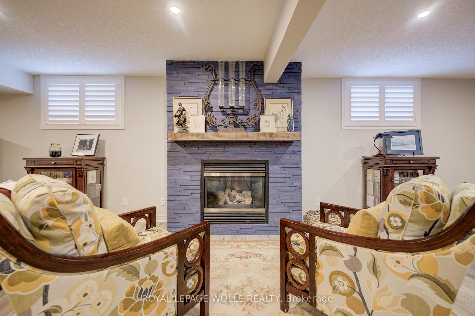 Photo 32 of 517 Starboard Crescent, Waterloo, Eastbridge — HOMEH