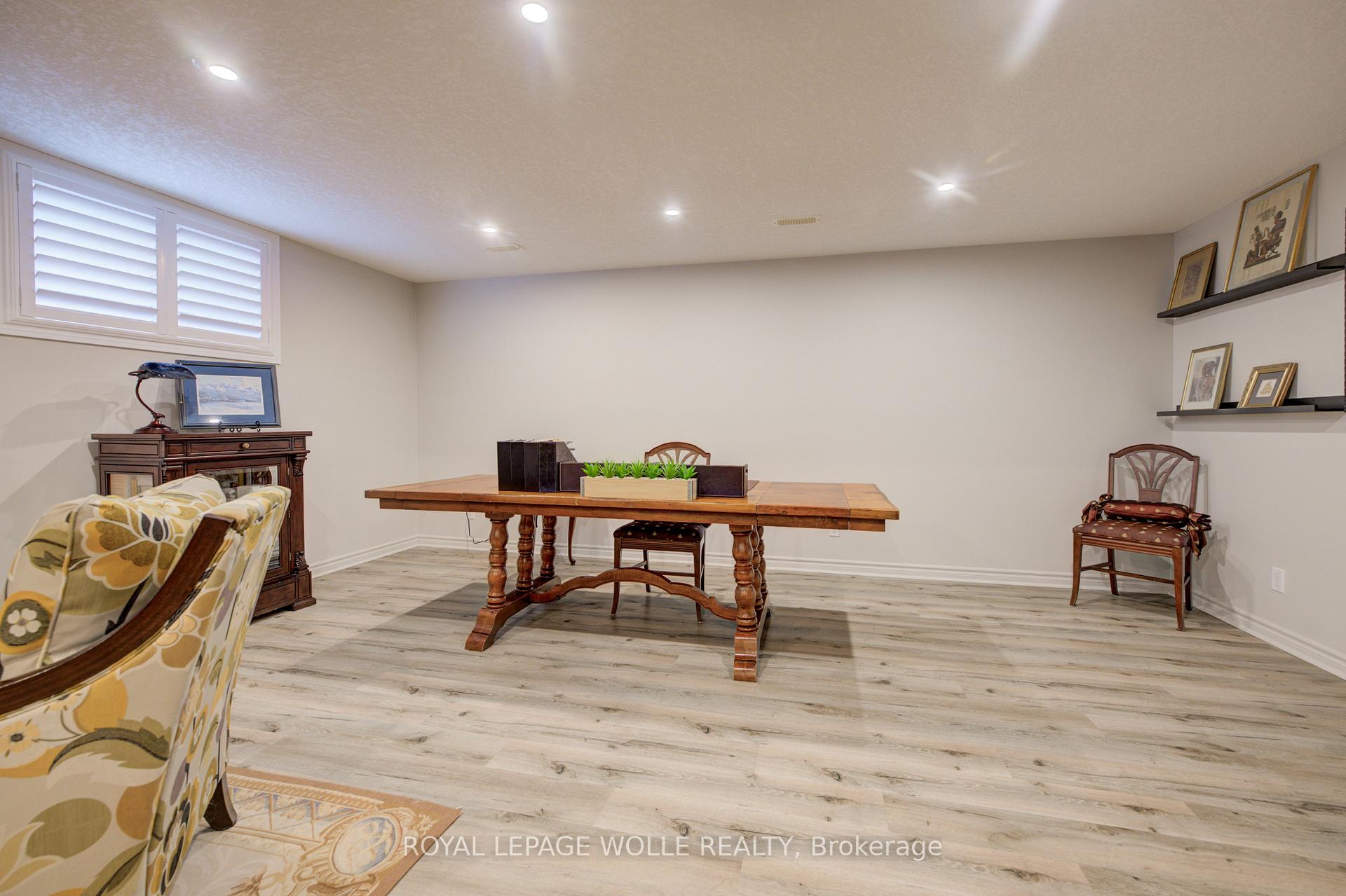 Photo 35 of 517 Starboard Crescent, Waterloo, Eastbridge — HOMEH