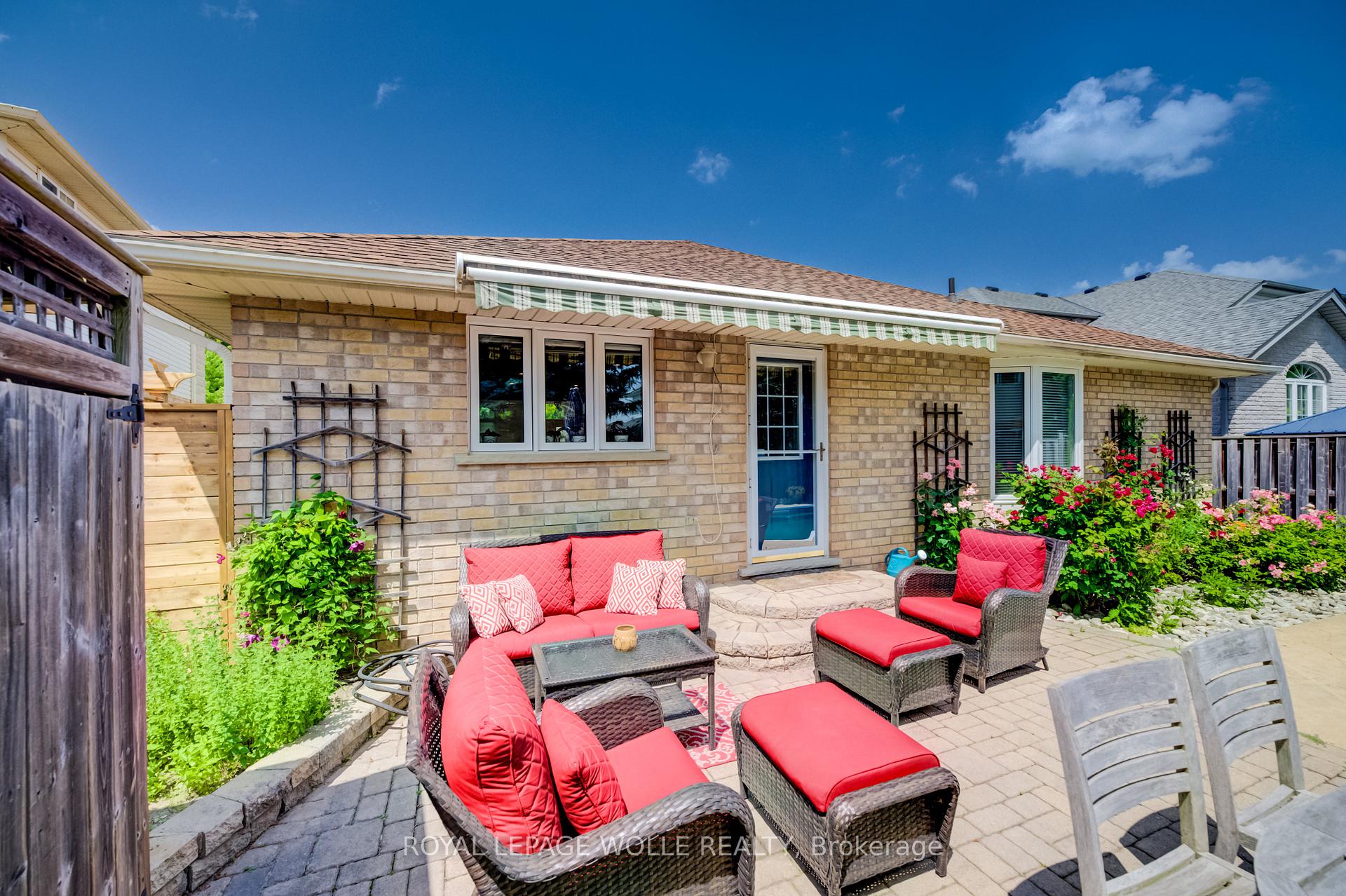Photo 41 of 517 Starboard Crescent, Waterloo, Eastbridge — HOMEH