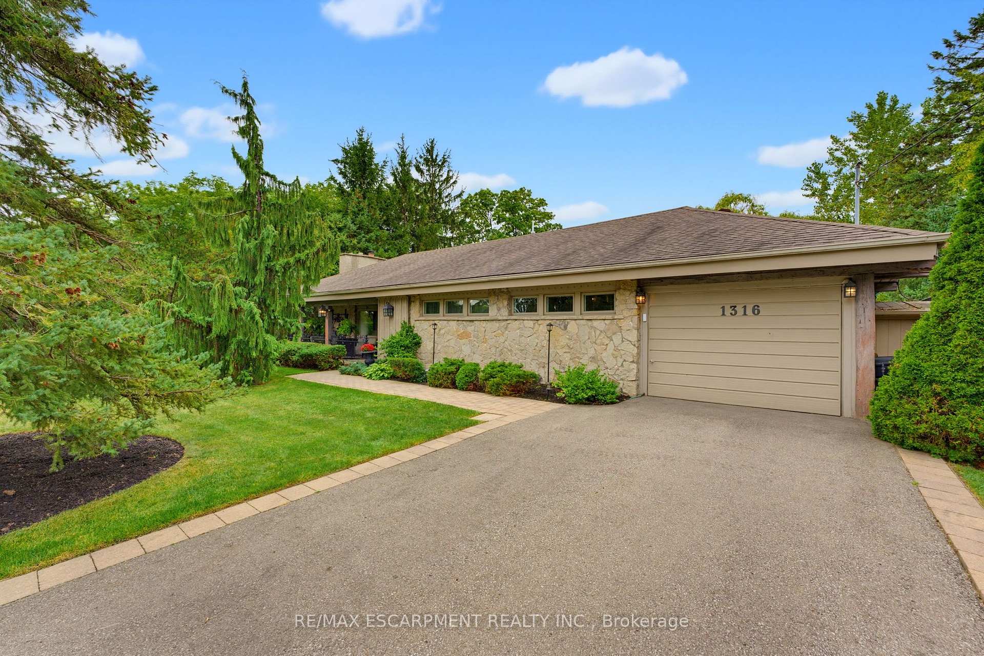 Photo of 1316 Nevarc Drive