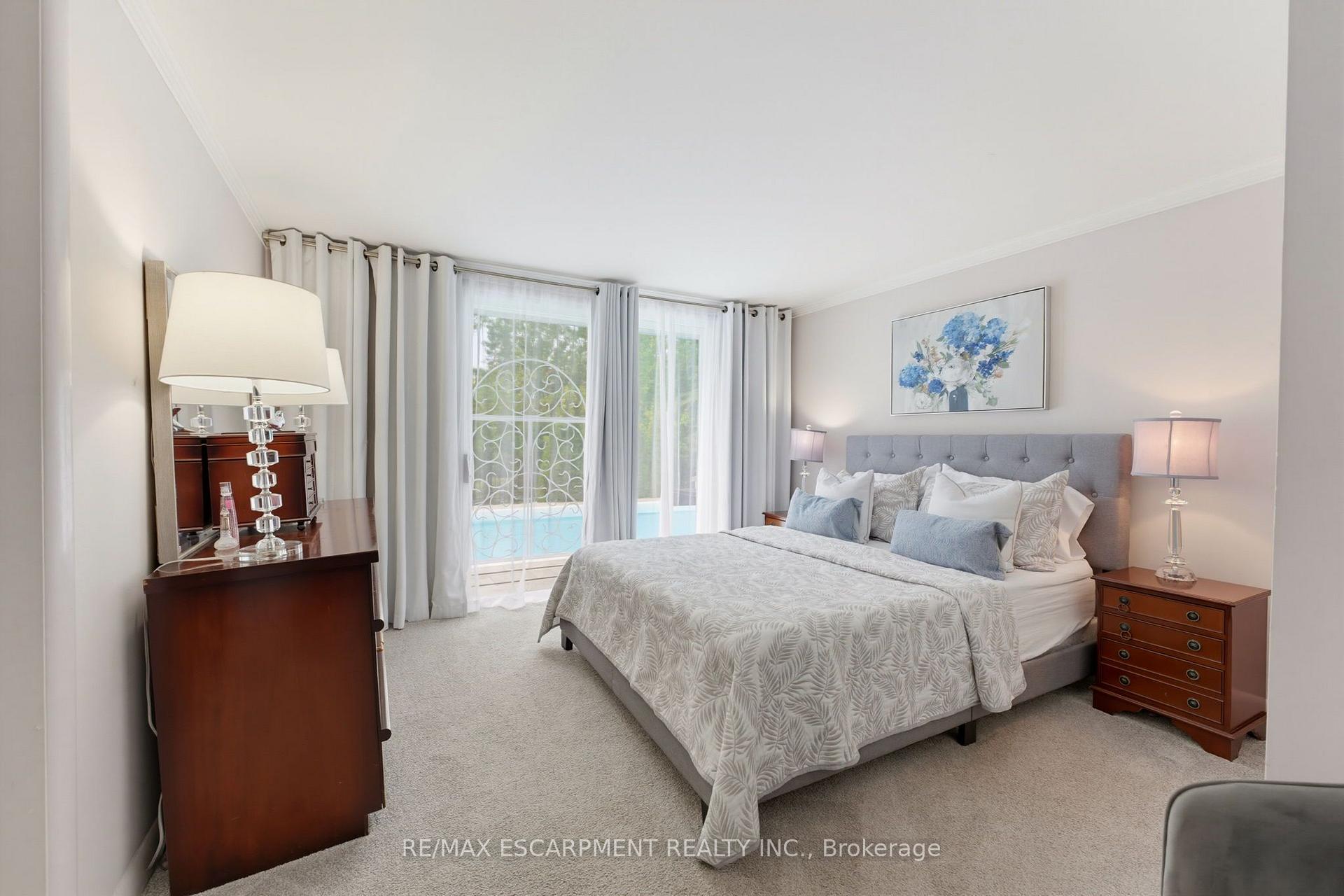 Photo 14 of 1316 Nevarc Drive, Burlington, Grindstone — HOMEH
