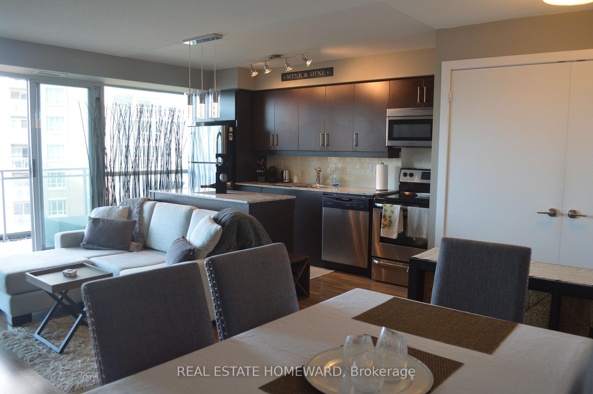 Photo of Unit 805, 100 Western Battery Road