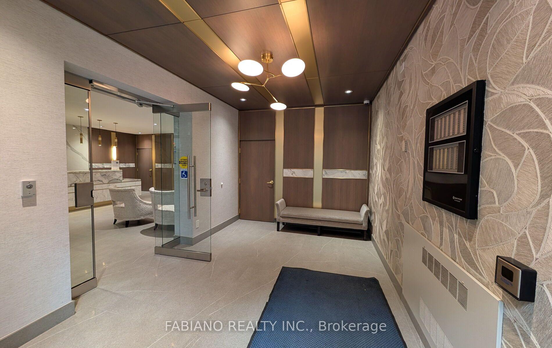 Photo 3 of Unit 1003, 278 Bloor Street E, Toronto, Rosedale-Moore Park — HOMEH