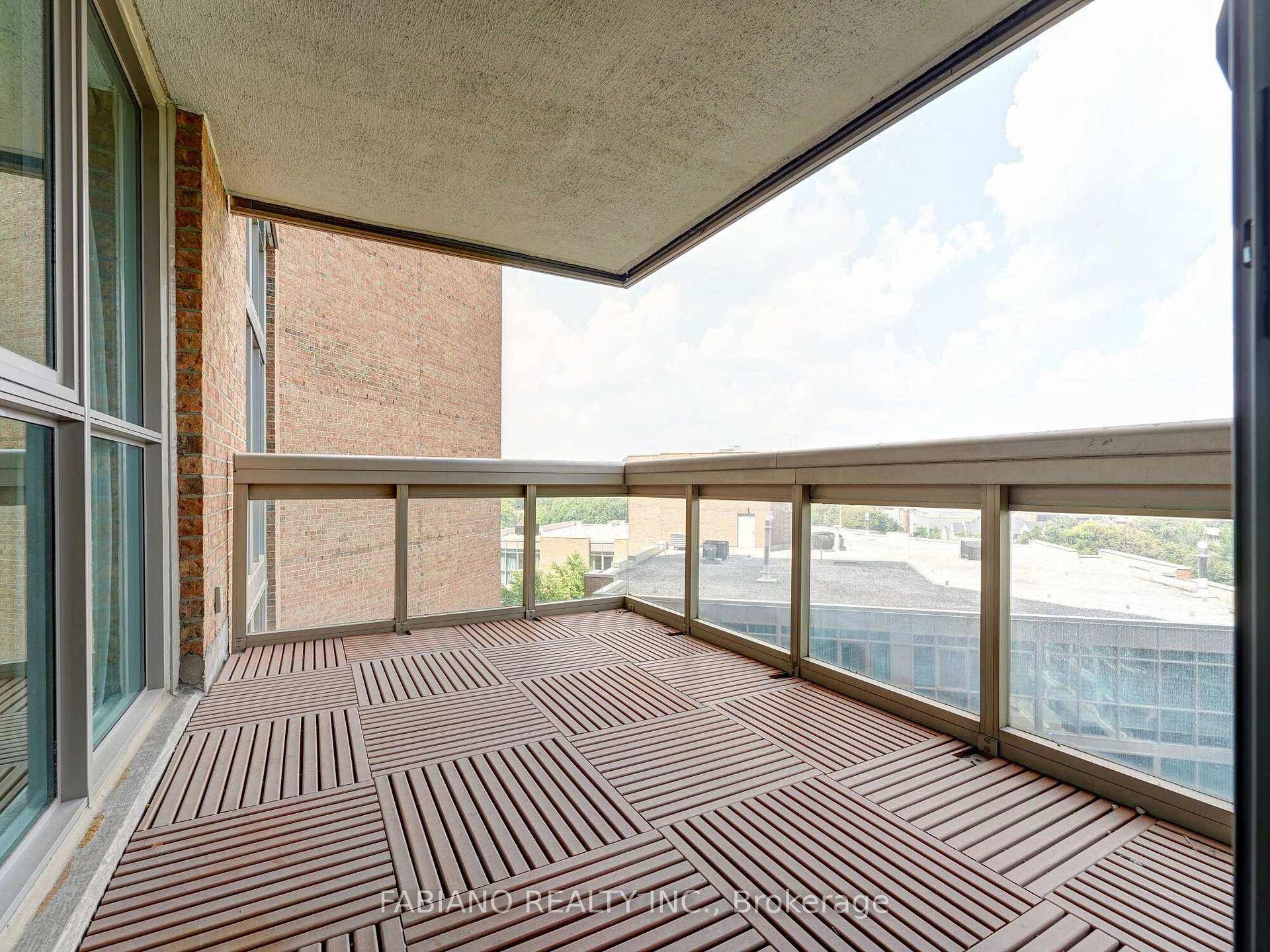 Photo 39 of Unit 1003, 278 Bloor Street E, Toronto, Rosedale-Moore Park — HOMEH