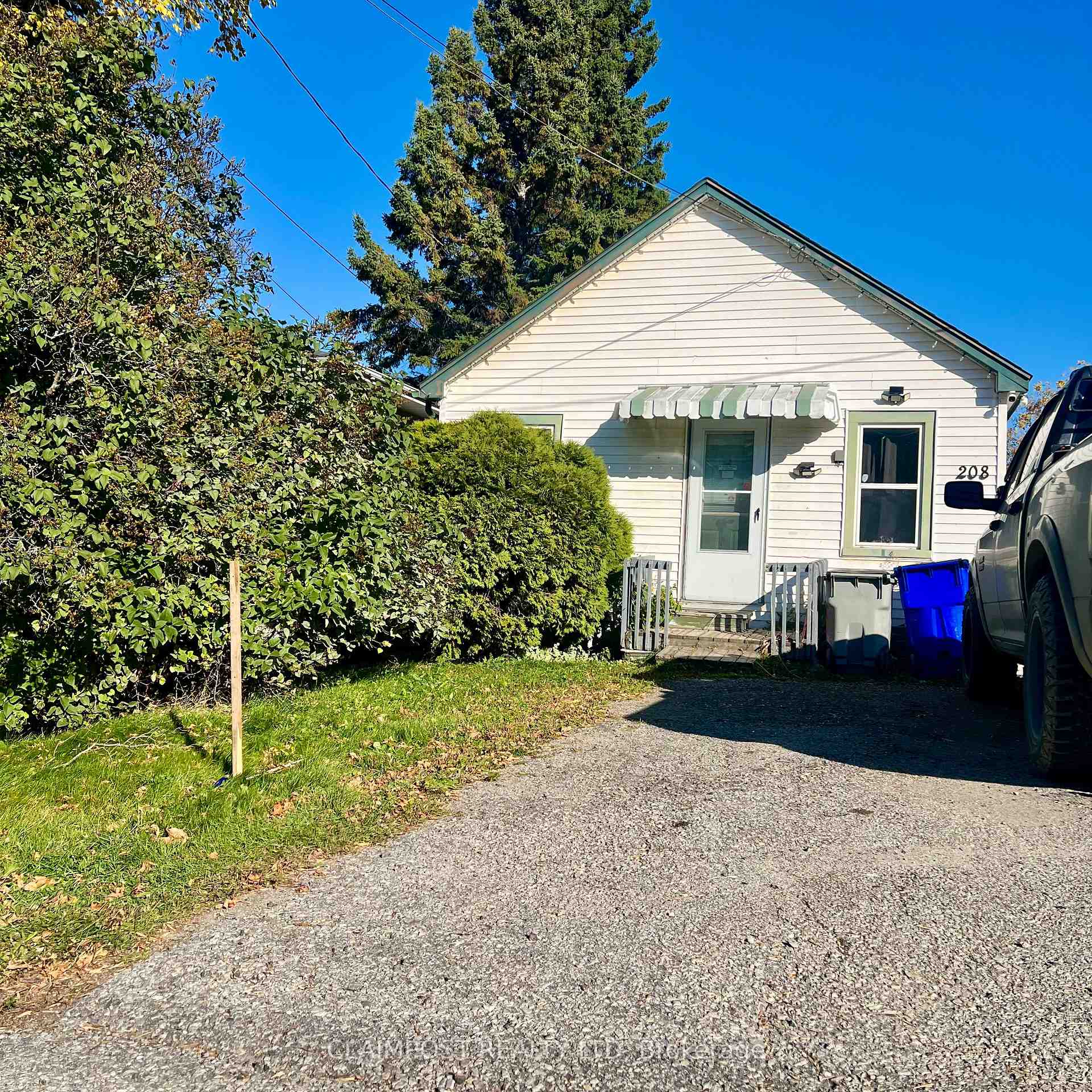 Photo of 208 Queen Street