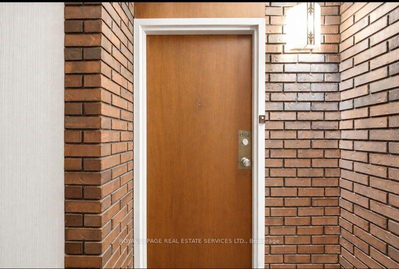 Photo 3 of Unit 1502, 75 Graydon Hall Drive, North York, Parkwoods-Donalda — HOMEH