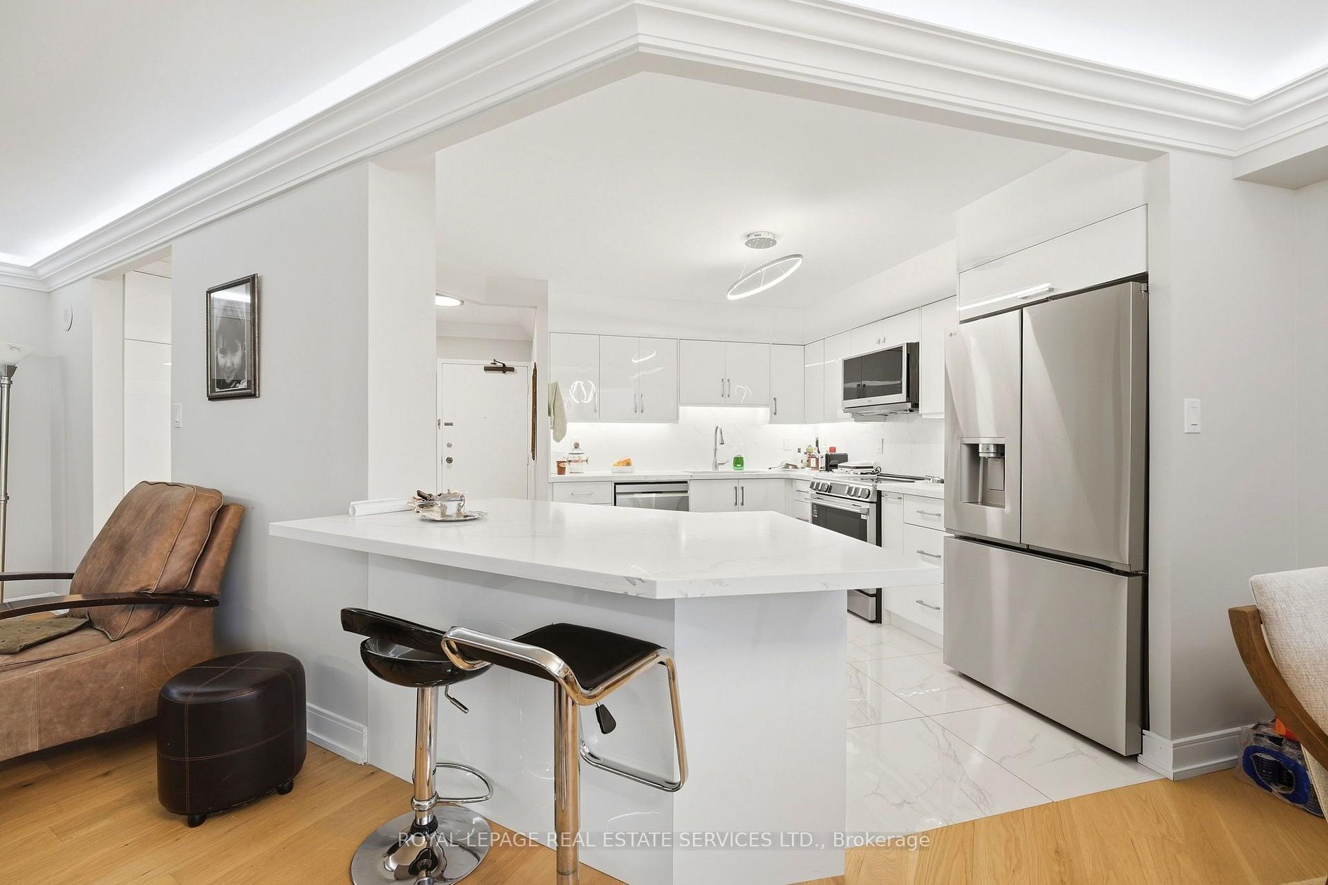 Photo 16 of Unit 1502, 75 Graydon Hall Drive, North York, Parkwoods-Donalda — HOMEH