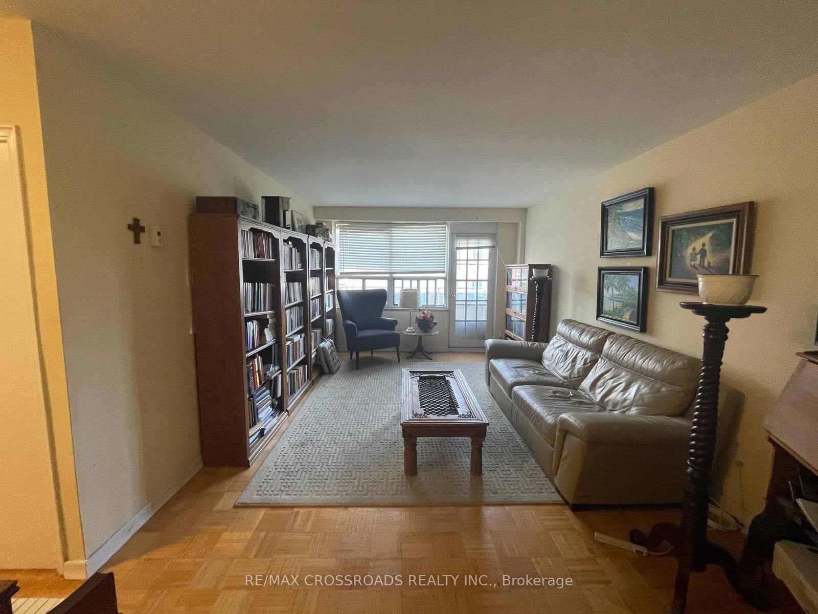 Photo 6 of Unit 708, 85 Lawton Boulevard, Toronto, Yonge-St. Clair — HOMEH