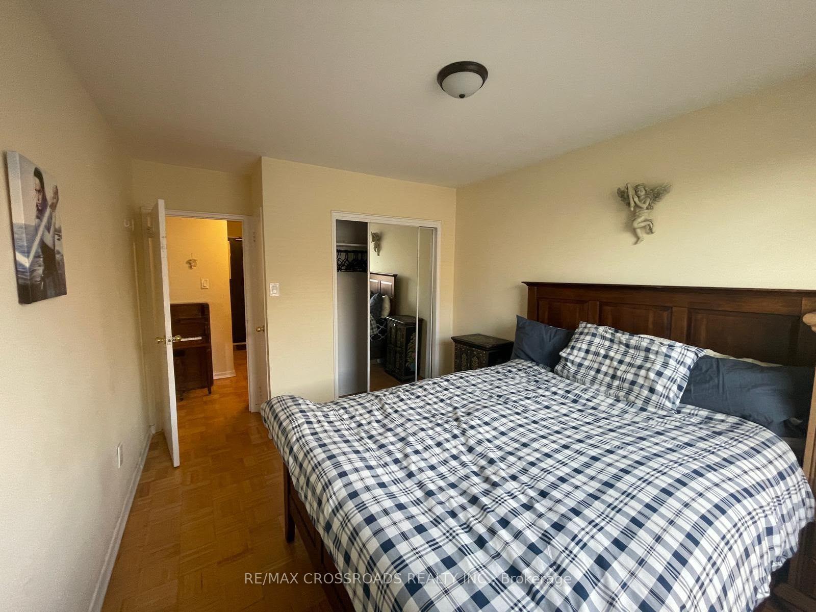 Photo 10 of Unit 708, 85 Lawton Boulevard, Toronto, Yonge-St. Clair — HOMEH