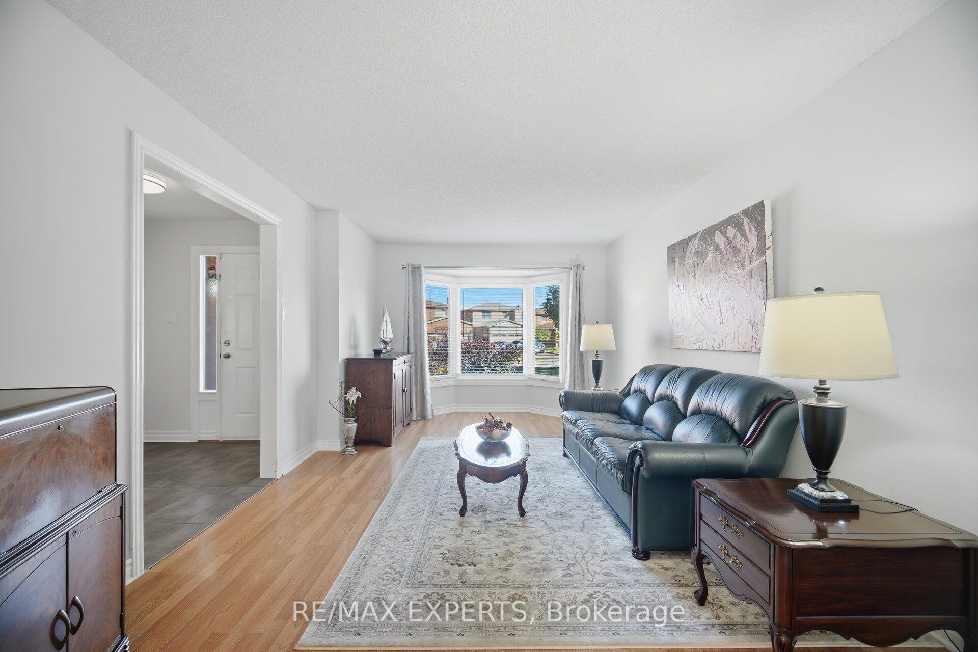 Photo 6 of 98 De Rose Avenue, Caledon, Bolton West — HOMEH