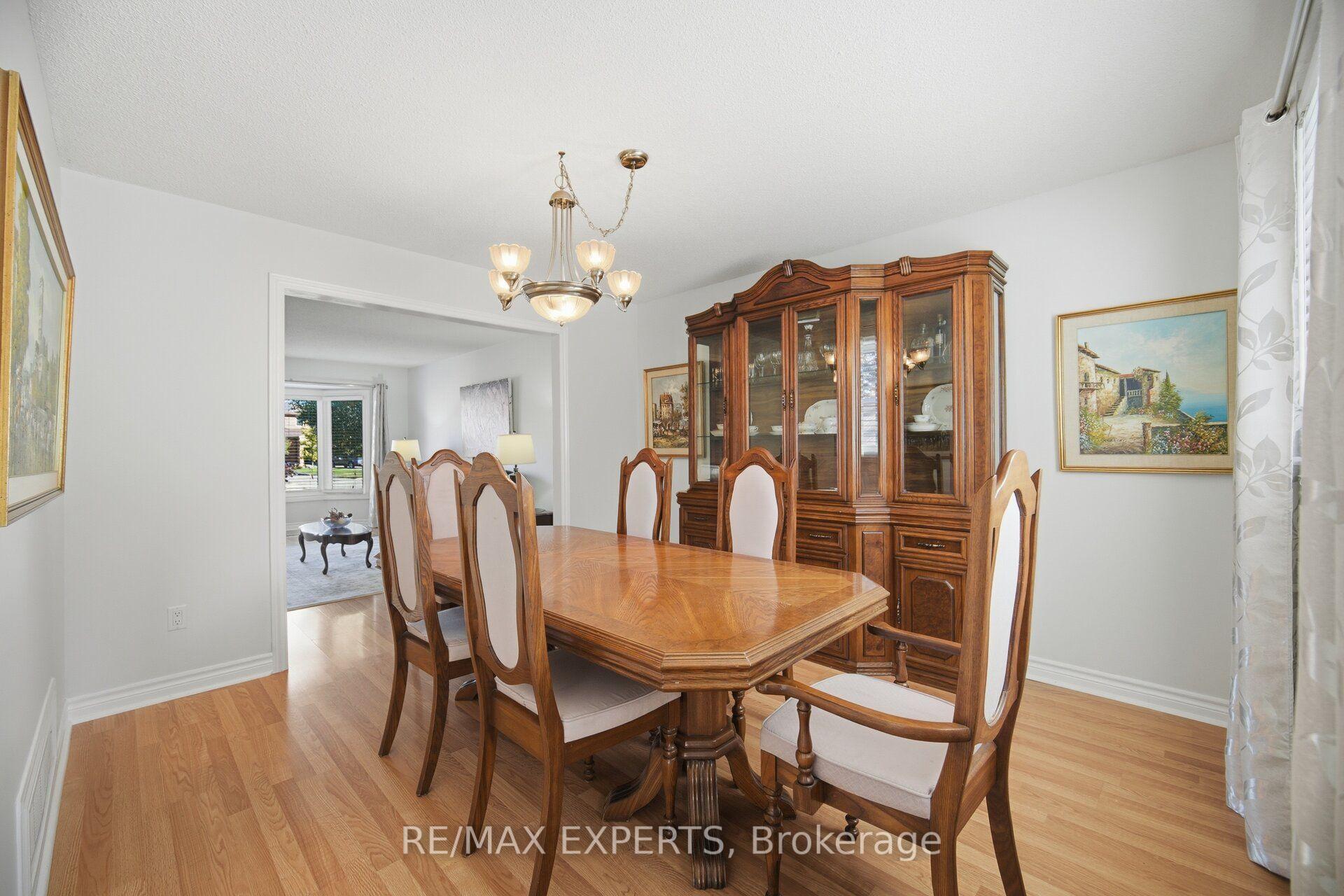 Photo 10 of 98 De Rose Avenue, Caledon, Bolton West — HOMEH