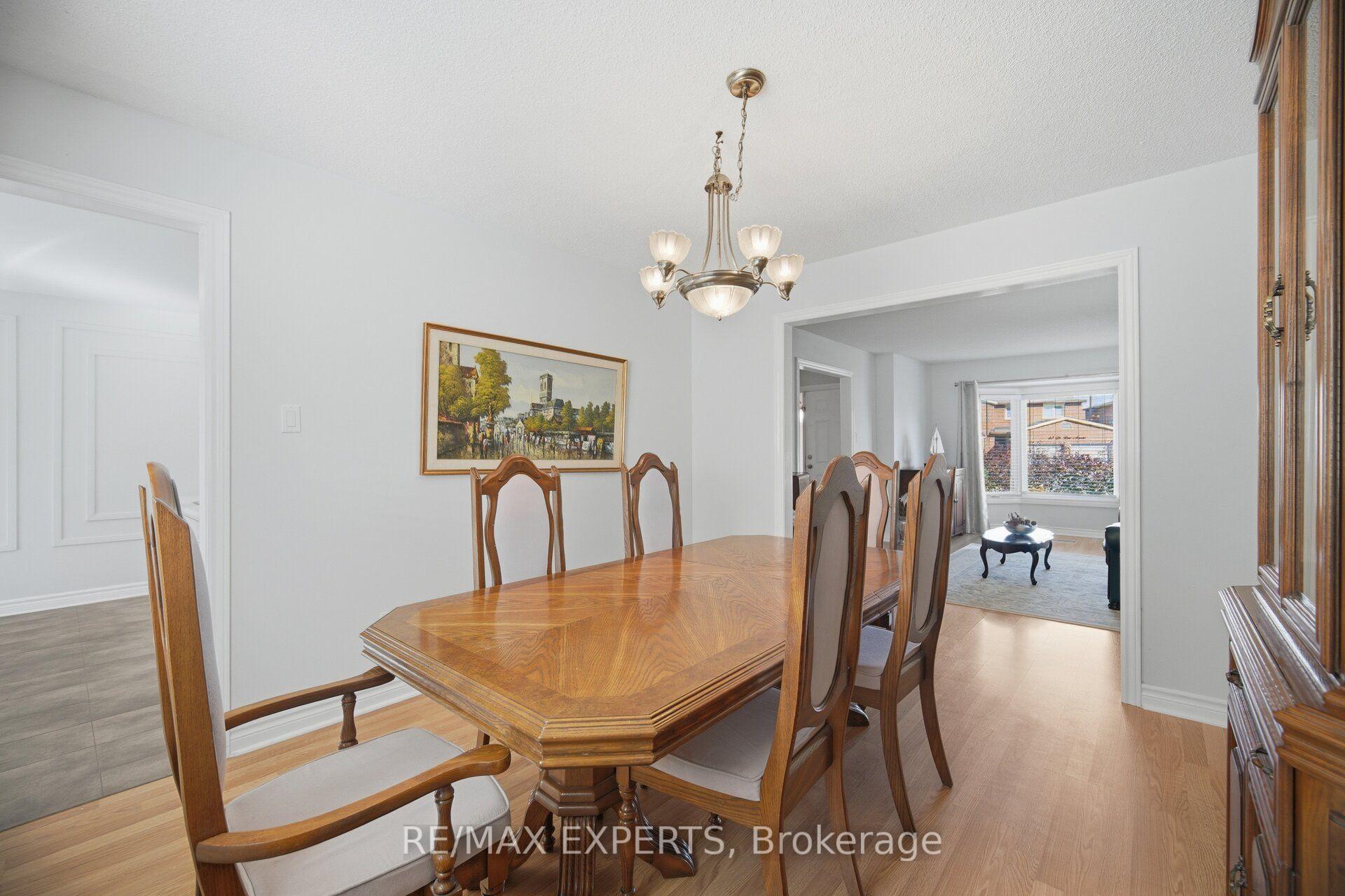 Photo 11 of 98 De Rose Avenue, Caledon, Bolton West — HOMEH