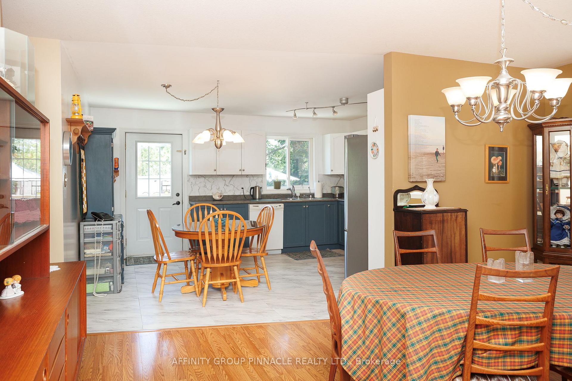 Photo 7 of 476 Bay Street, Brock, Beaverton — HOMEH