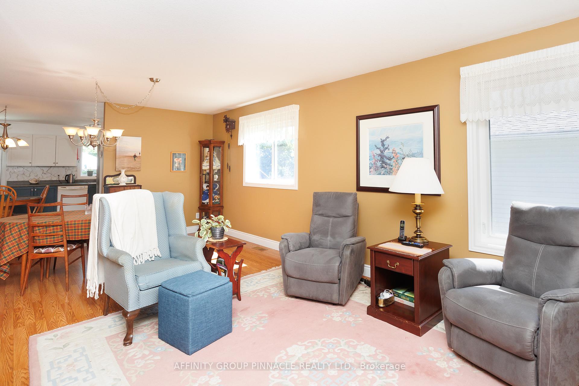 Photo 14 of 476 Bay Street, Brock, Beaverton — HOMEH