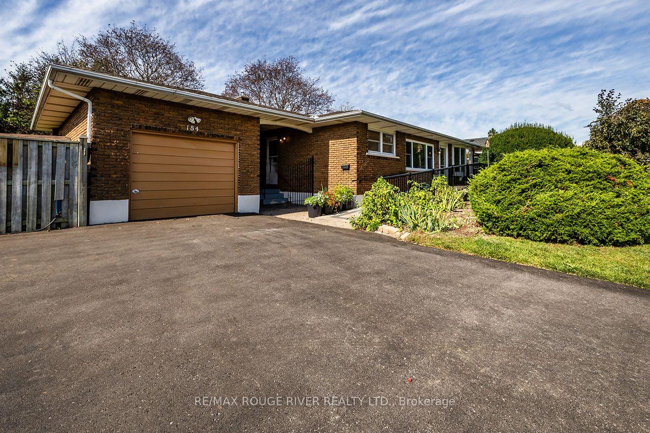 Photo 2 of 184 Garrard Road, Whitby, Blue Grass Meadows — HOMEH