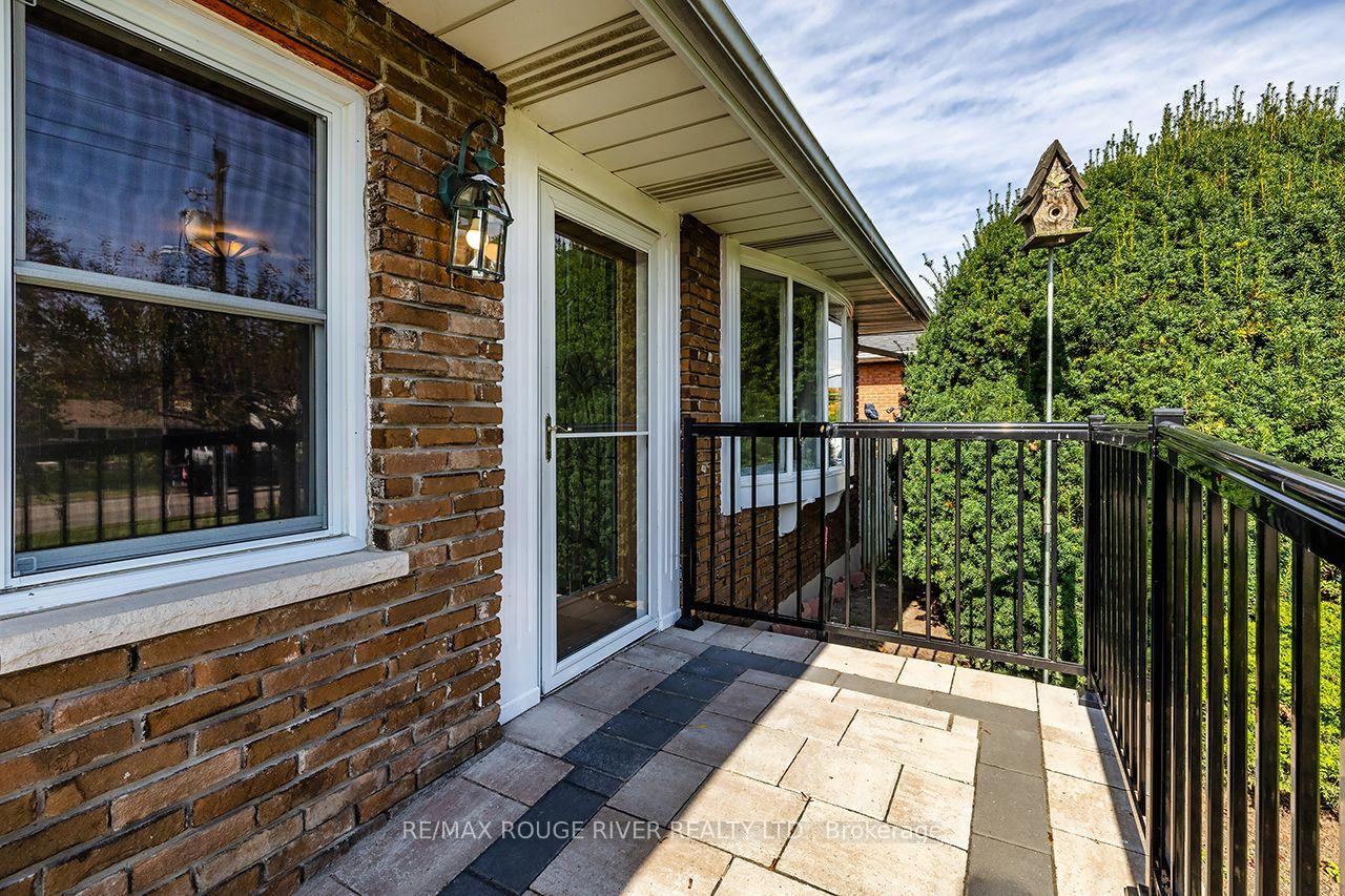 Photo 7 of 184 Garrard Road, Whitby, Blue Grass Meadows — HOMEH