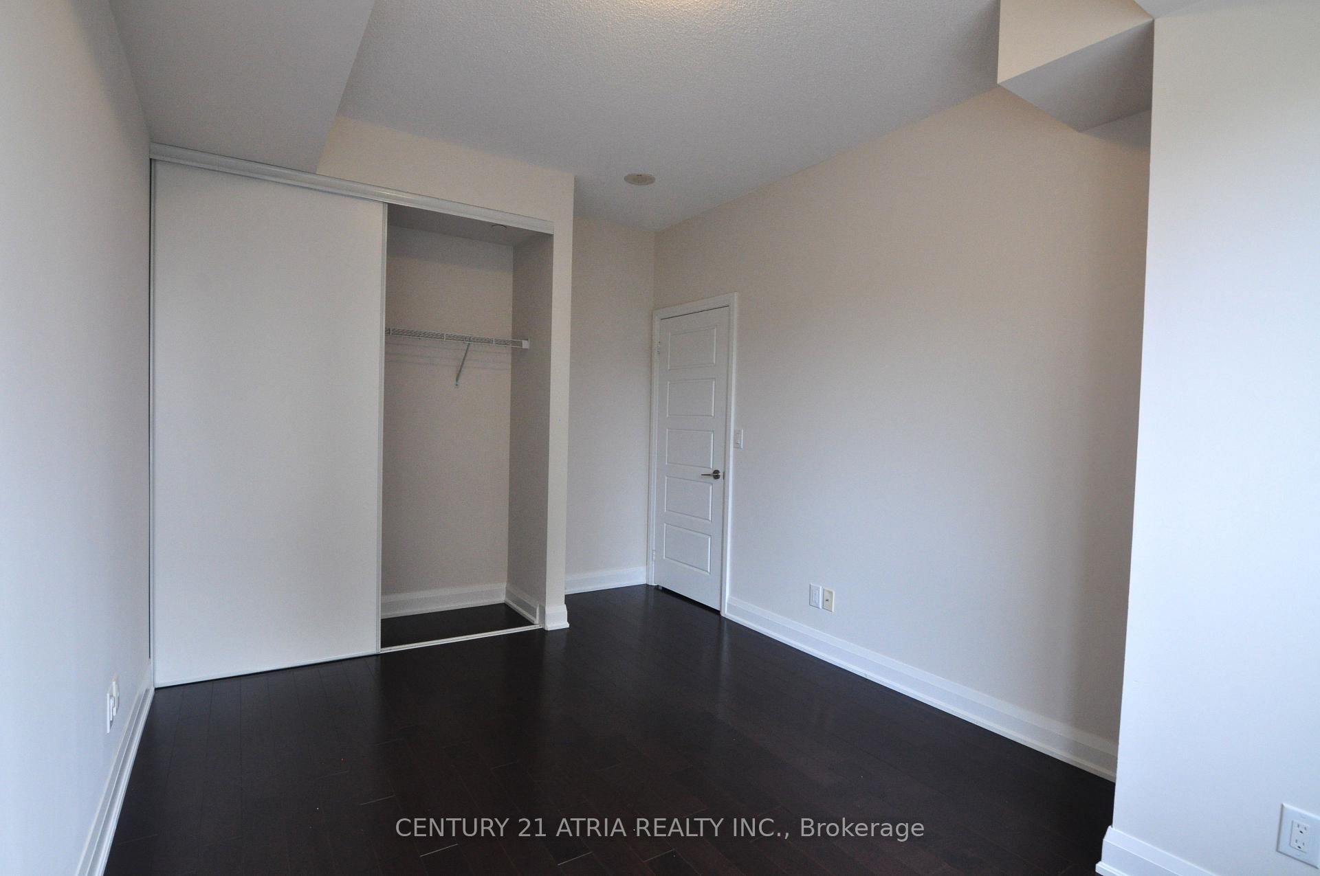 Photo 7 of Unit 308, 1 Uptown Drive, Markham, Unionville — HOMEH