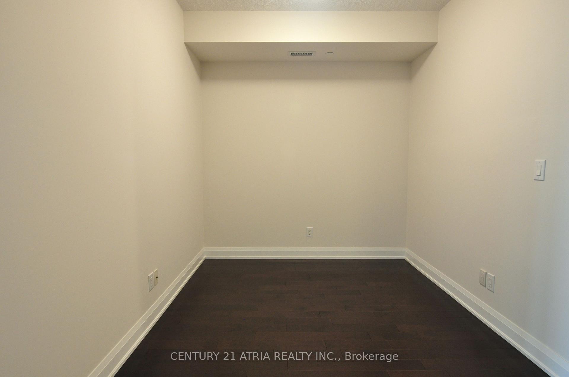 Photo 8 of Unit 308, 1 Uptown Drive, Markham, Unionville — HOMEH