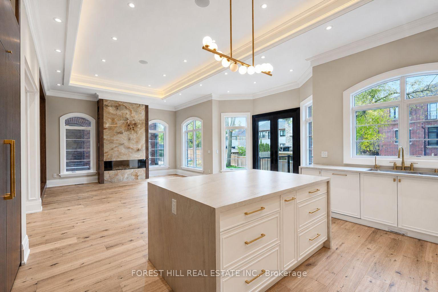 Photo 18 of 152 Olde Bayview Avenue, Richmond Hill, Oak Ridges Lake Wilcox — HOMEH