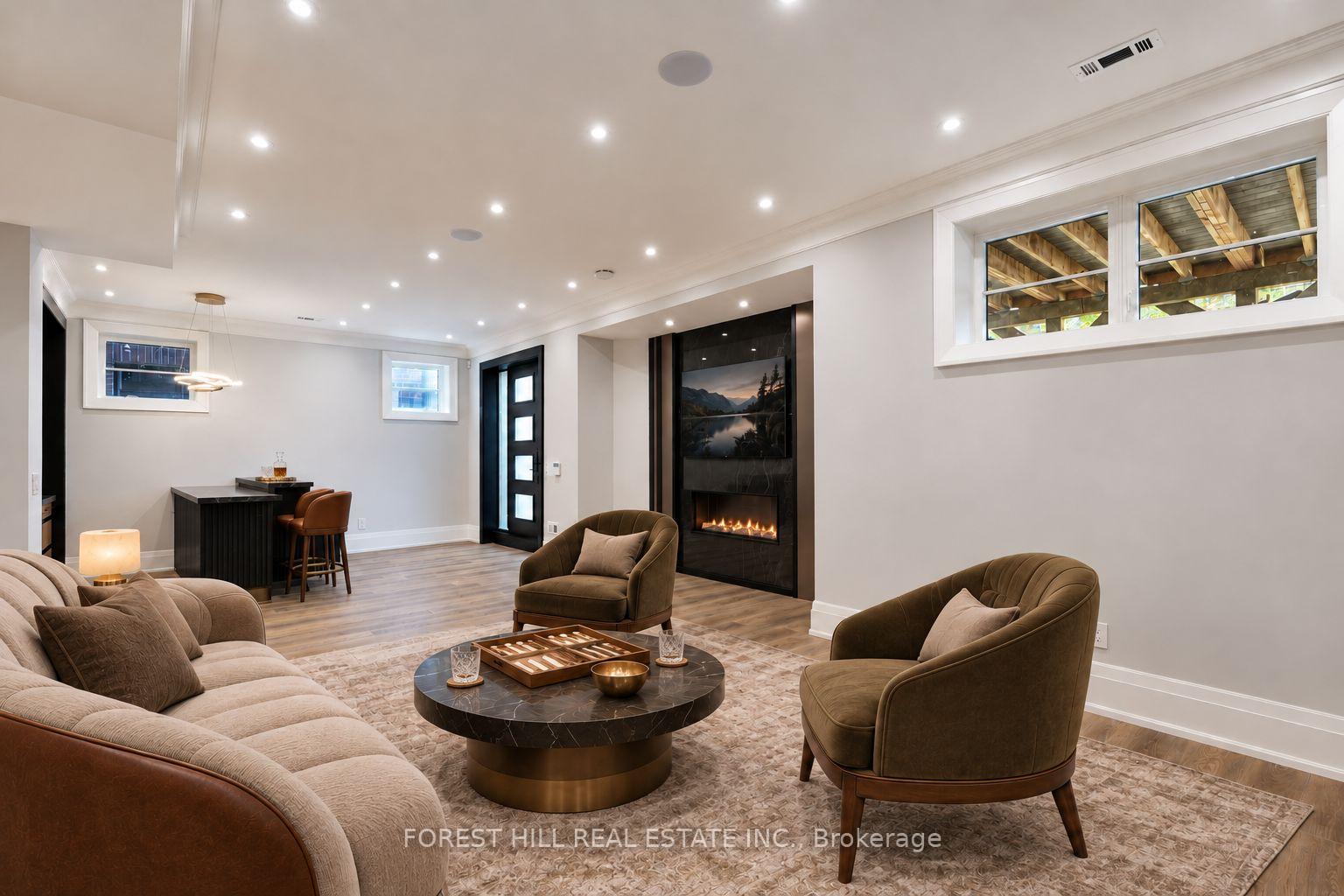 Photo 45 of 152 Olde Bayview Avenue, Richmond Hill, Oak Ridges Lake Wilcox — HOMEH