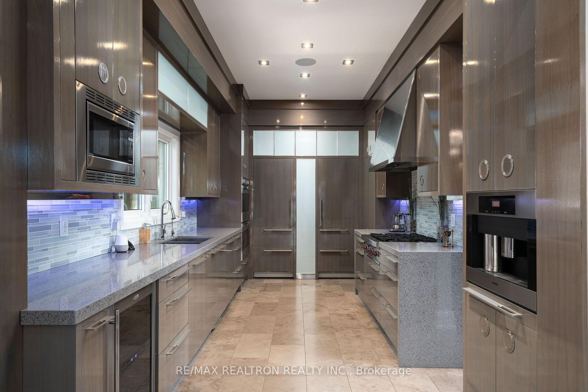 Photo 14 of 3 Oakbank Road, Vaughan, Uplands — HOMEH
