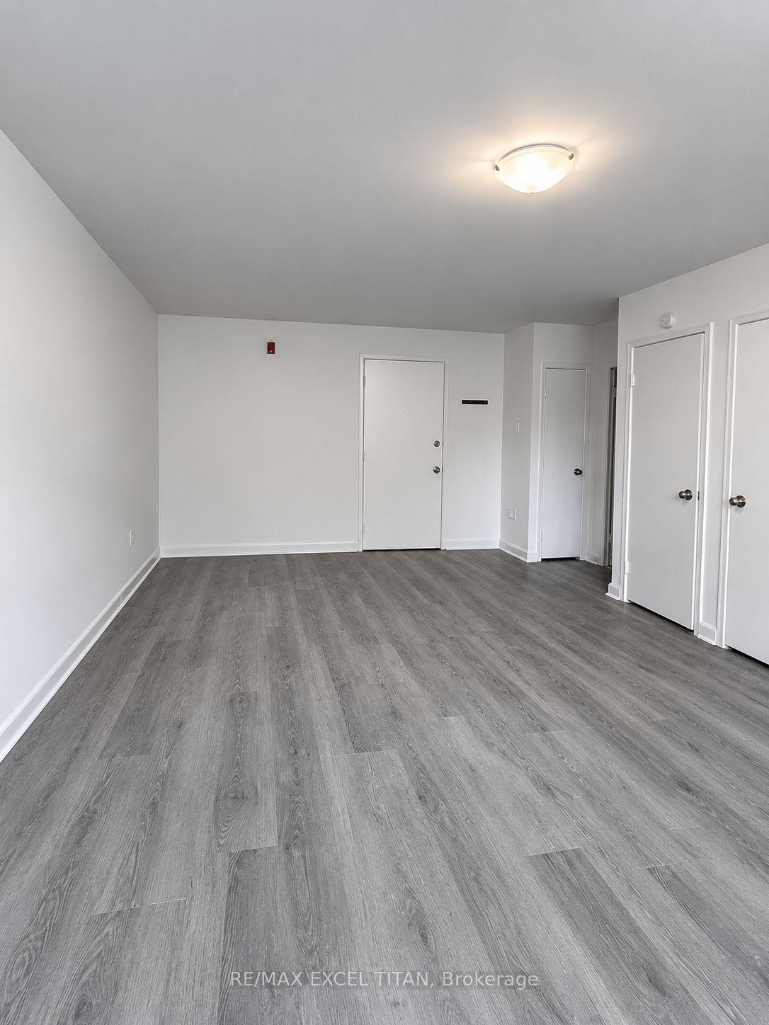 Photo 11 of Unit 101, 4 Hill Heights Road, Etobicoke, Stonegate-Queensway — HOMEH