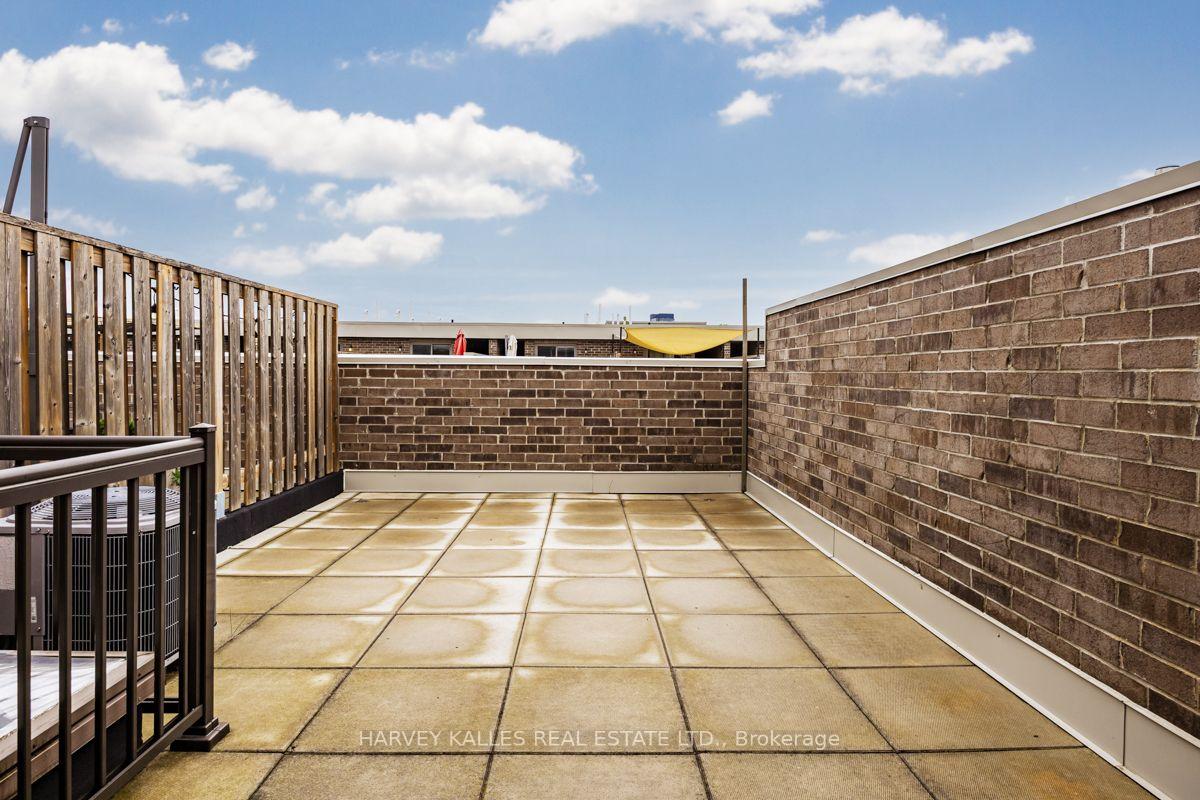 Photo 32 of Unit 61, 1 Elsie Lane, Toronto, Dovercourt-Wallace Emerson-Junction — HOMEH