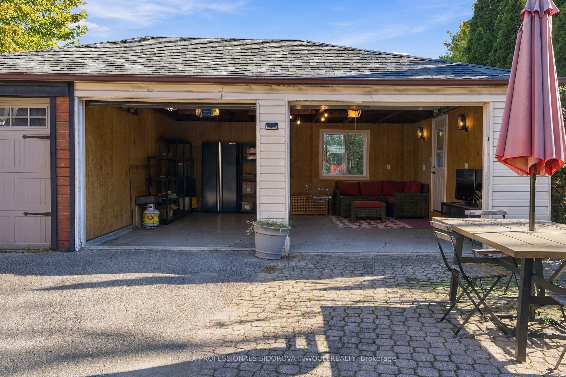 Photo 31 of 137 Evelyn Avenue, Toronto, High Park North — HOMEH